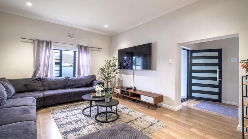 3 Bedroom Property for Sale in Glenlilly Western Cape